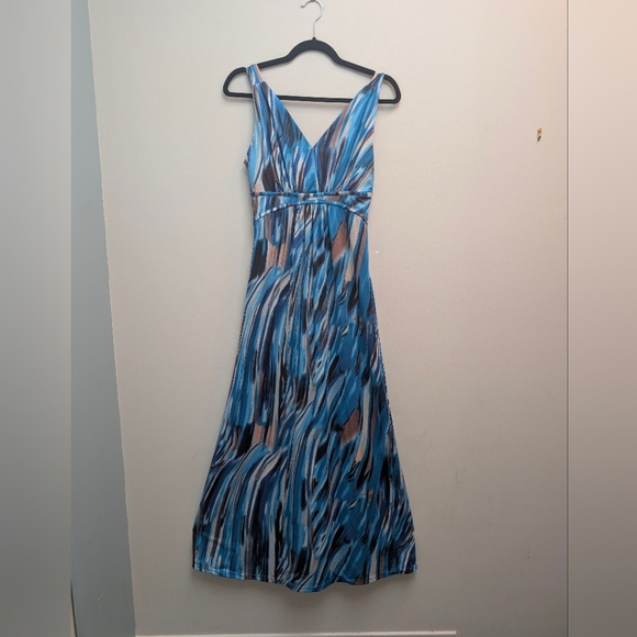 PAPILLONMarble Print Grecian Maxi Dress - Picture 2 of 7